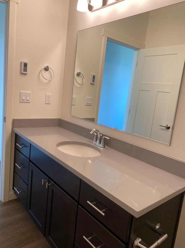 Gorgeous 1 Bedroom 1 Bathroom Unit with A... - Gorgeous 1 Bedroom 1 Bathroom Unit  with A... Casa