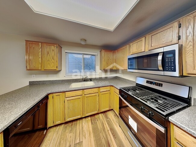 Photo - 12032 Forest St