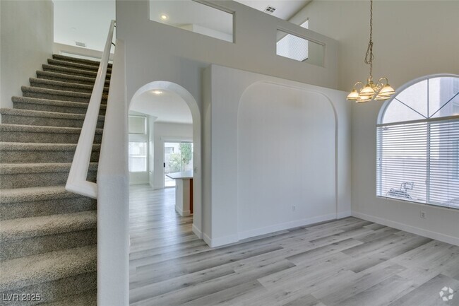 Building Photo - 1581 Peaceful Pine St Rental