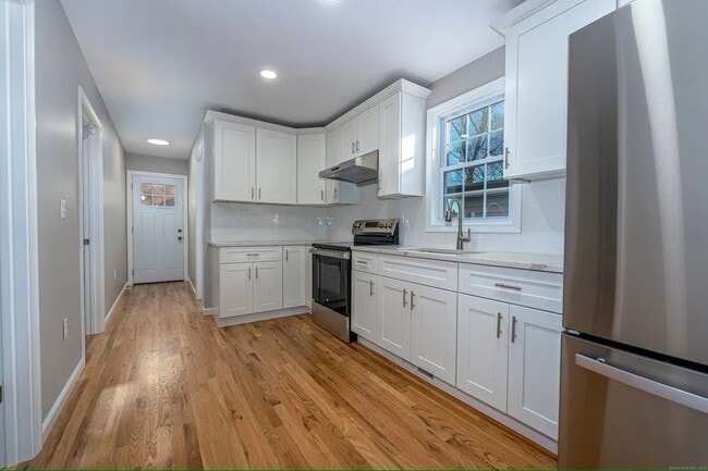 Photo - 80 Orange St