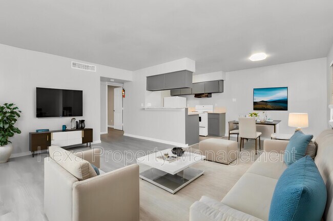 Building Photo - 11211 S Post Oak Rd Unit 2 bedroom 9