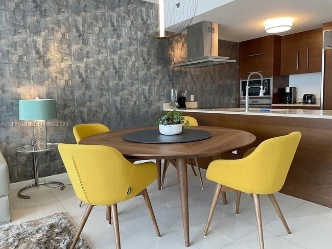 Photo - 485 Brickell Ave Unit 3607