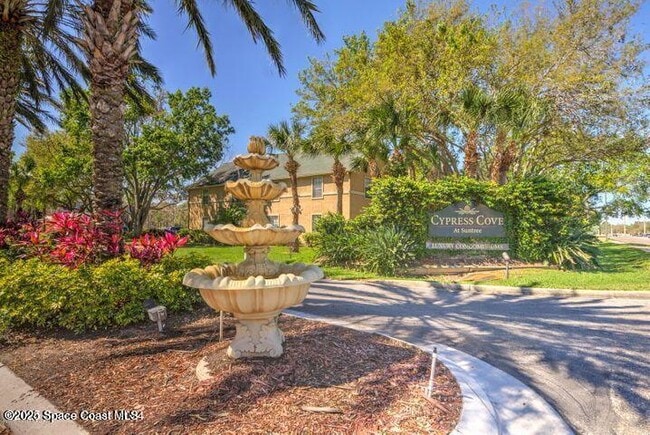 Photo - 7667 N Wickham Rd Unidad 824