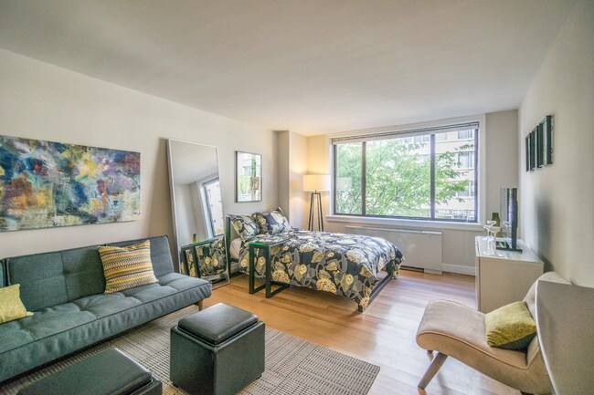 Photo - M Street Towers