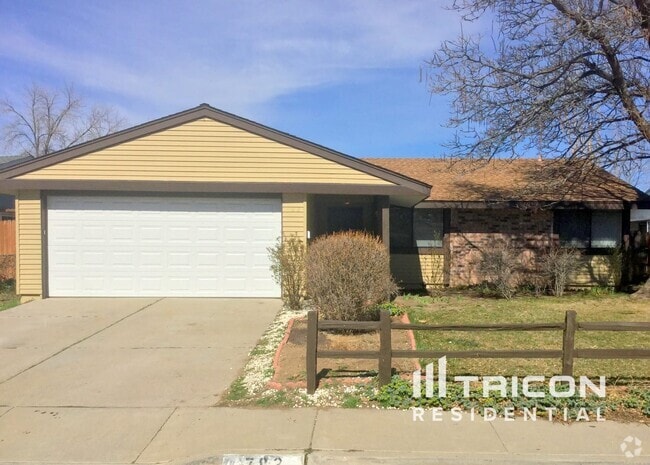 Building Photo - 782 Glen Molly Dr Rental