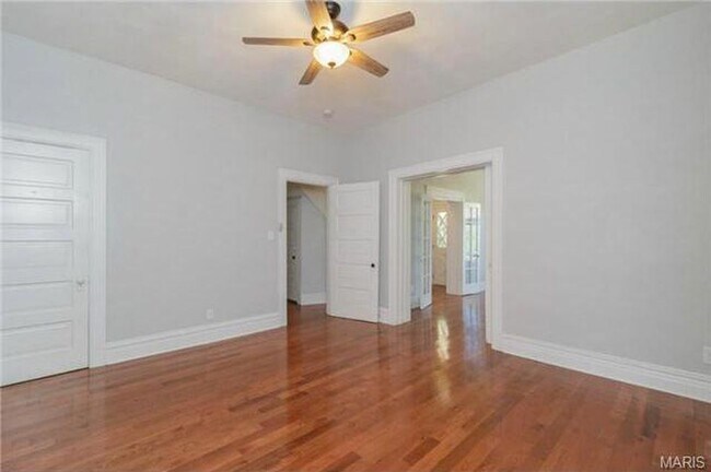 Photo - 3671 Russell Blvd Unit 3671 2F