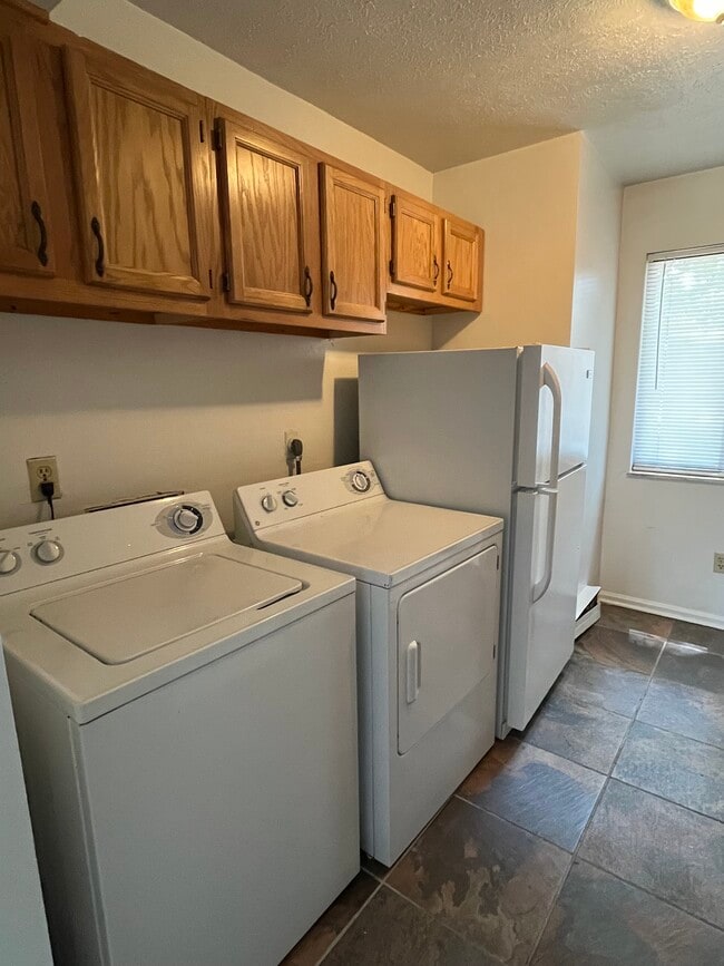 Photo - 98 W Central Ave