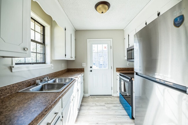 Photo - 114 Johnny Reb Dr