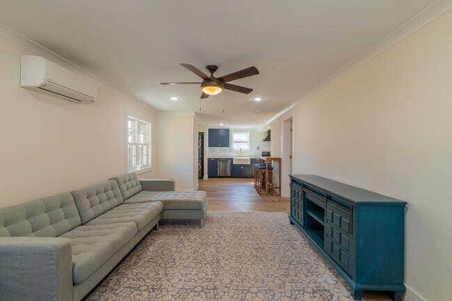 Photo - 1519 16th Ave Unit 16th Ave 1519 1/2  B