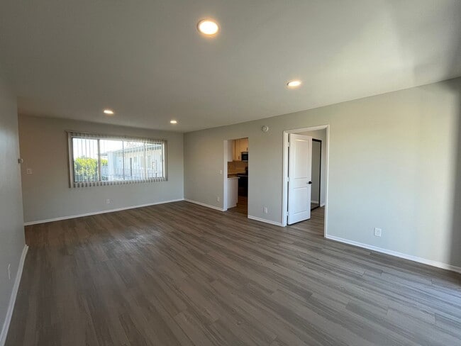 Photo - 4532 Murietta Ave