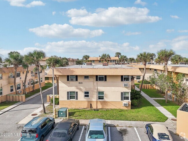 Building Photo - 221 15th Ave N Unit #109 Rental