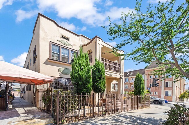 200 N Soto St Unit 03
