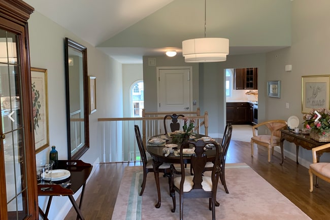 Two story entrance foyer - 35 Steven Cir