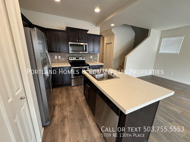 Photo - 5709 NE 130th Pl