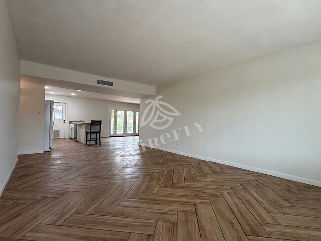 Photo - 8129 N 17th Dr
