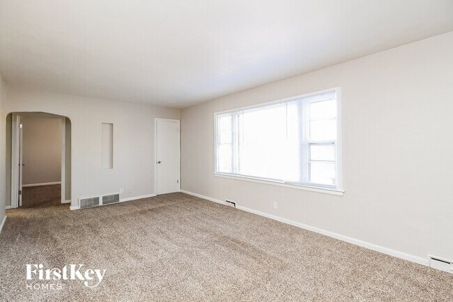 Photo - 8601 E 77 Terrace