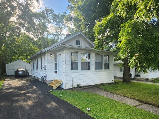 Building Photo - 312 N Johnston Ave Rental