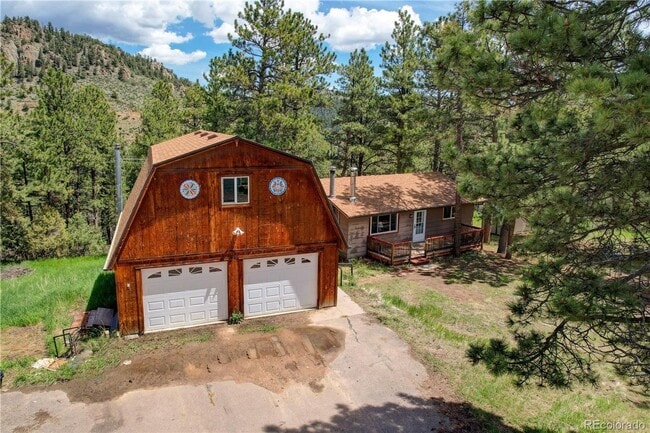 Building Photo - 12 minutes from downtown Bailey on a large wooded, private lot