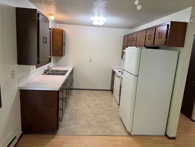 Photo - 1 Bed / 1 Bath Apartment in the Heart of Centralia Unit 219-A