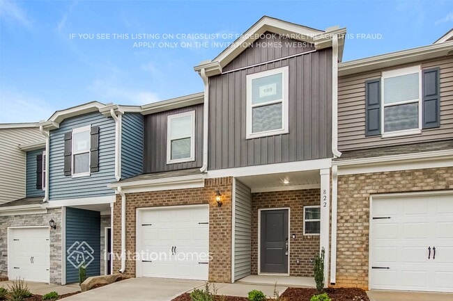 Photo - 822 Holiday Pk Ln