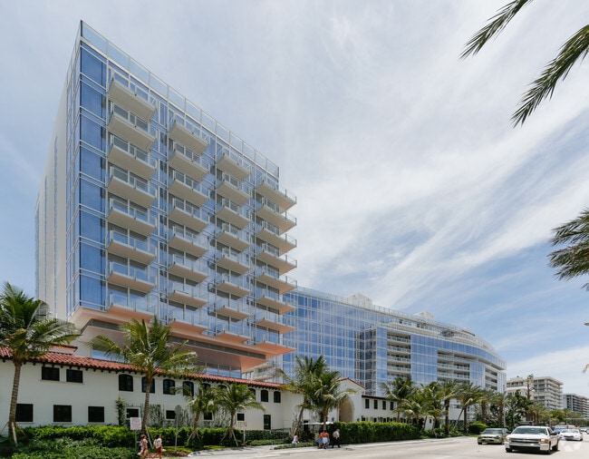 Surf Club Four Seasons