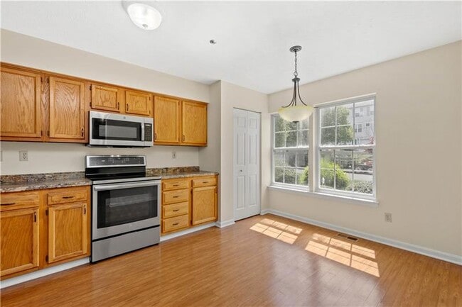 Photo - 1036 Royal Dr