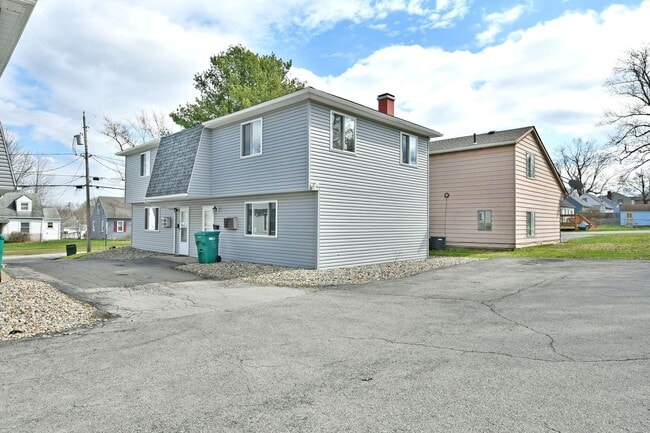 Building Photo - 72-78 S Roanoke Unit 76 Roanoke