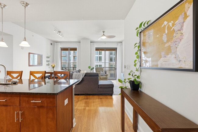 Photo - 701 Royal Ct