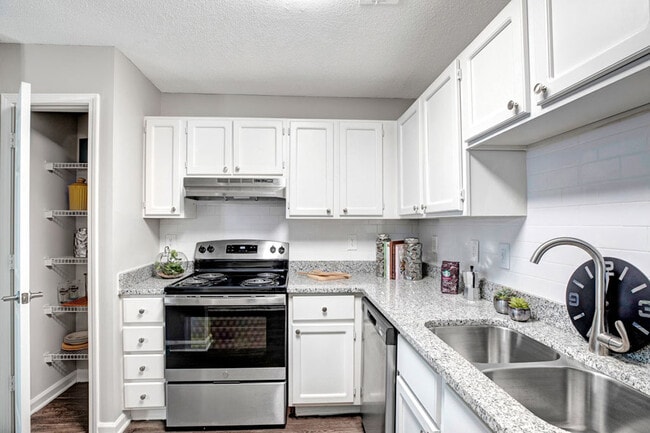 Building Photo - Bellingham Rental