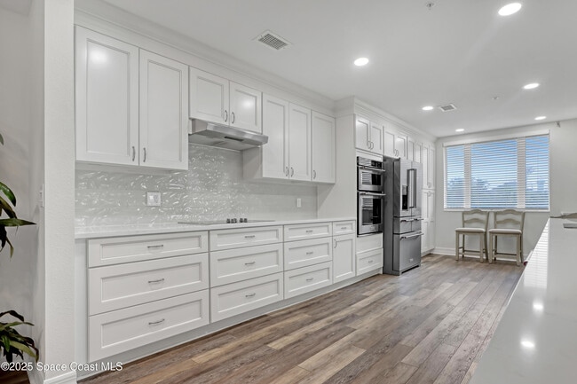 Photo - 140 Warsteiner Way Unit 204