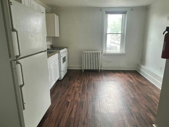 Building Photo - 122 W Main St Unit 122-4