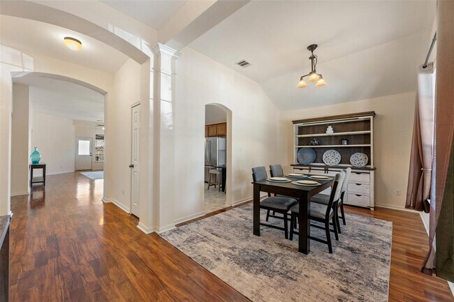 Photo - 221 Stone Crest Blvd