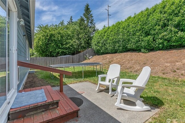Photo - Beautiful Three Bedroom House in Lynden Fo...