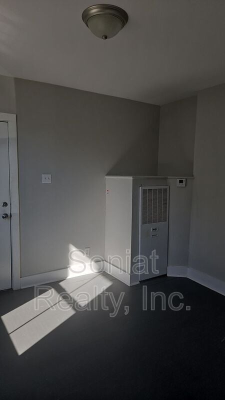 Photo - 4701 S Liberty St