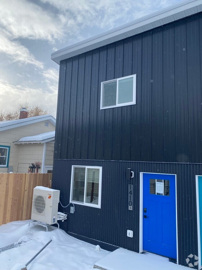 Building Photo - 1410 S 5th St W Unit B Rental