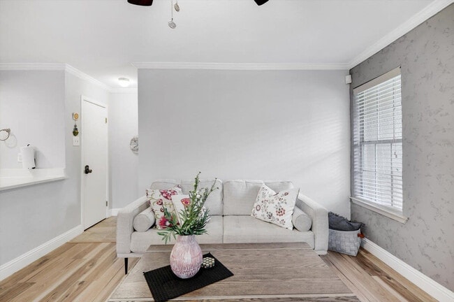 Photo - 5300 Keller Springs Rd Unit ID1019578P