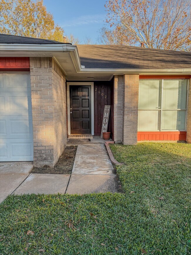 Photo - 2602 Olympus Dr