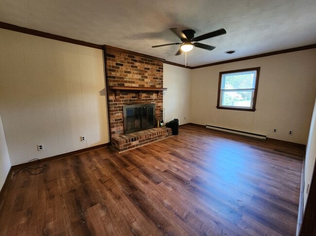 Photo - 6339 Tammy Ln