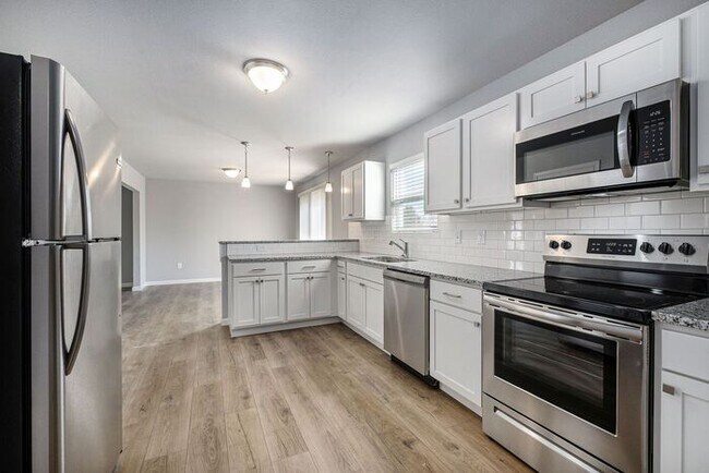 Photo - 7119 Montego Bay St