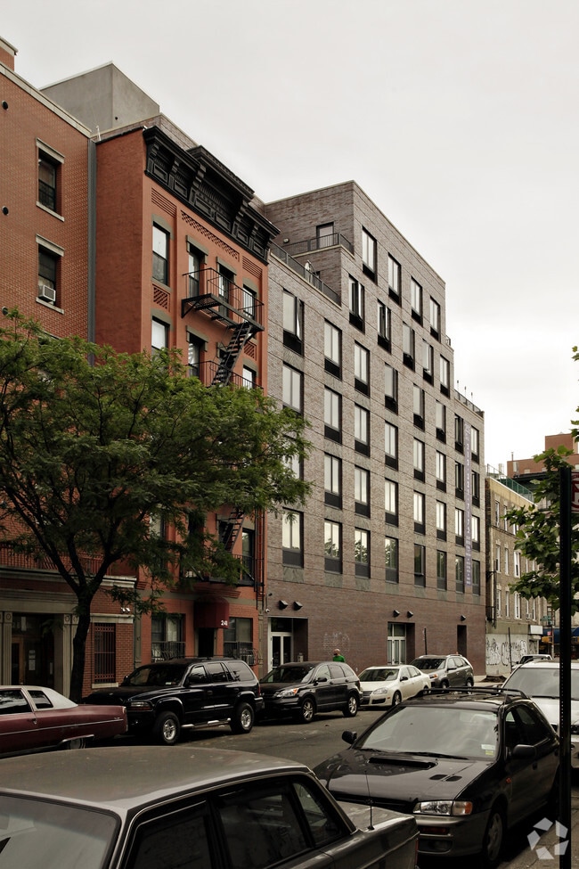 Photo - 252 E 2nd St