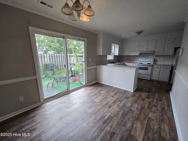 Photo - 1015 Spring Forest Rd