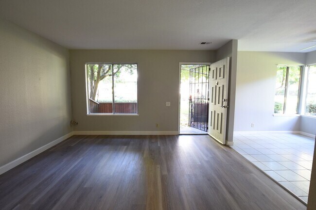 Photo - Remodeled and Clean 3 Bedroom 1.5 Bath Townhouse in South San Jose