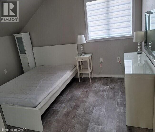 Photo - 267 Pinehurst Rd Unité Upper