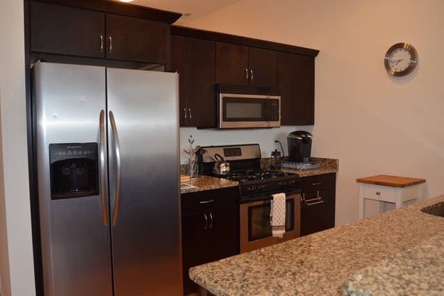 Photo - Condo quality one bedroom in Lakeview Unit 207