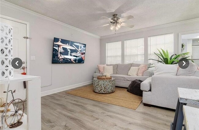 Photo - 11532 Westwood Blvd Unit 611