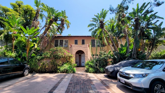 Photo - 1816-18225 N Harvard Blvd Apartamento Unidad 1818