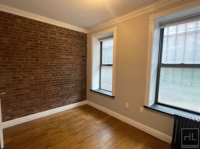 Photo - East 5th Street Unit B4