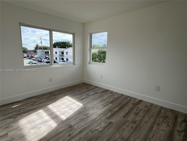 Photo - 1719 NW 1st St Unidad 4