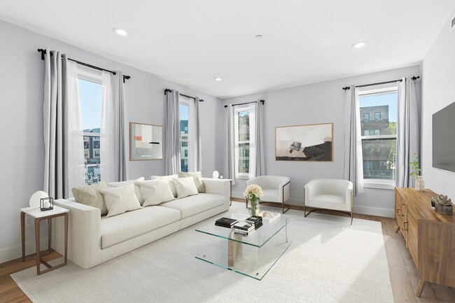 Photo - 3850 Washington St