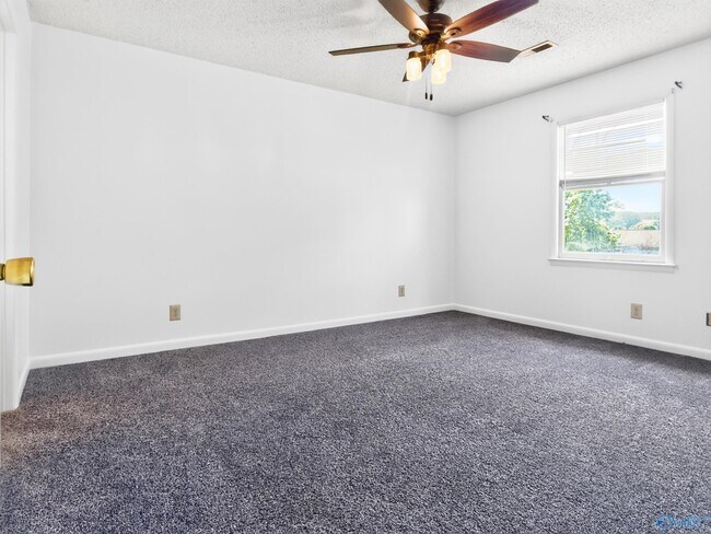Photo - 6209 Friar Tuck Dr NW Unidad A and B